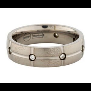Hearts on Fire Diamond Commanding Dome Grid Band